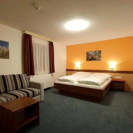 Hotel Garni Feichter 3*