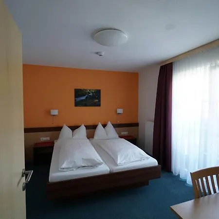 Hotel Garni Feichter 3*